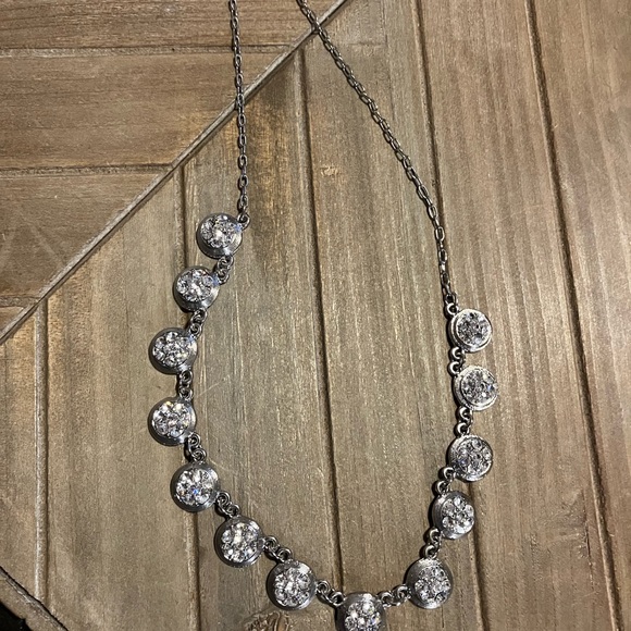 🌸Vintage Trifari Crystal Necklace - Picture 5 of 6